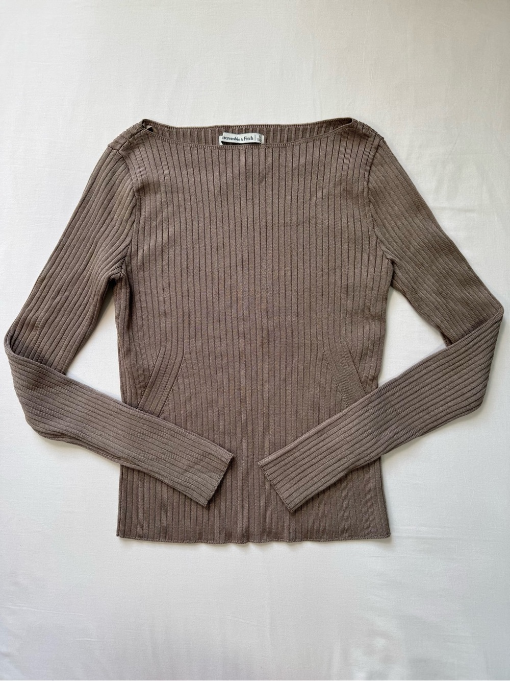 Abercrombie & Fitch Slash Neck Sweater Women’s Small Beige Ribbed LS Fitted
